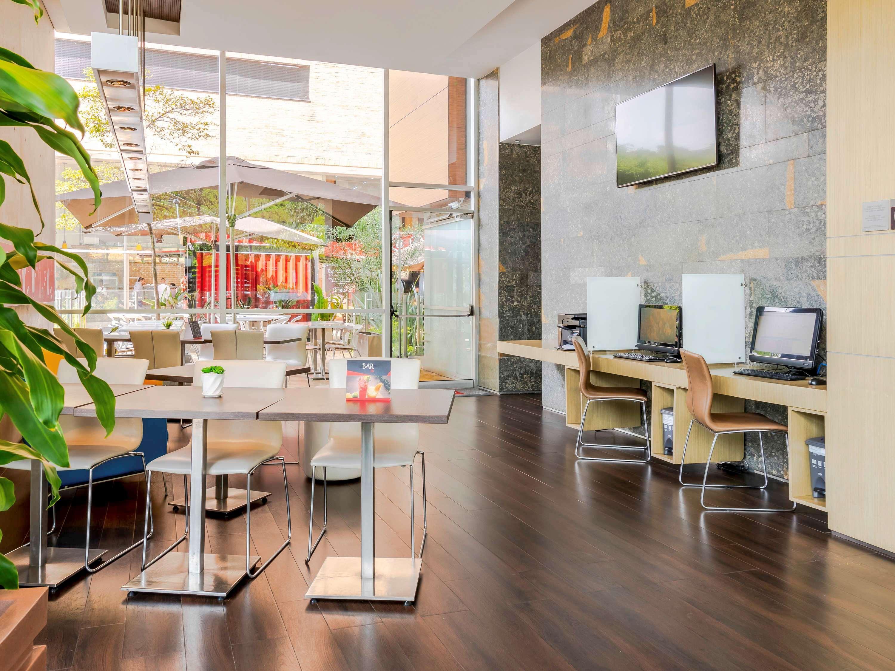 Hotel Ibis Medellín Exteriér fotografie