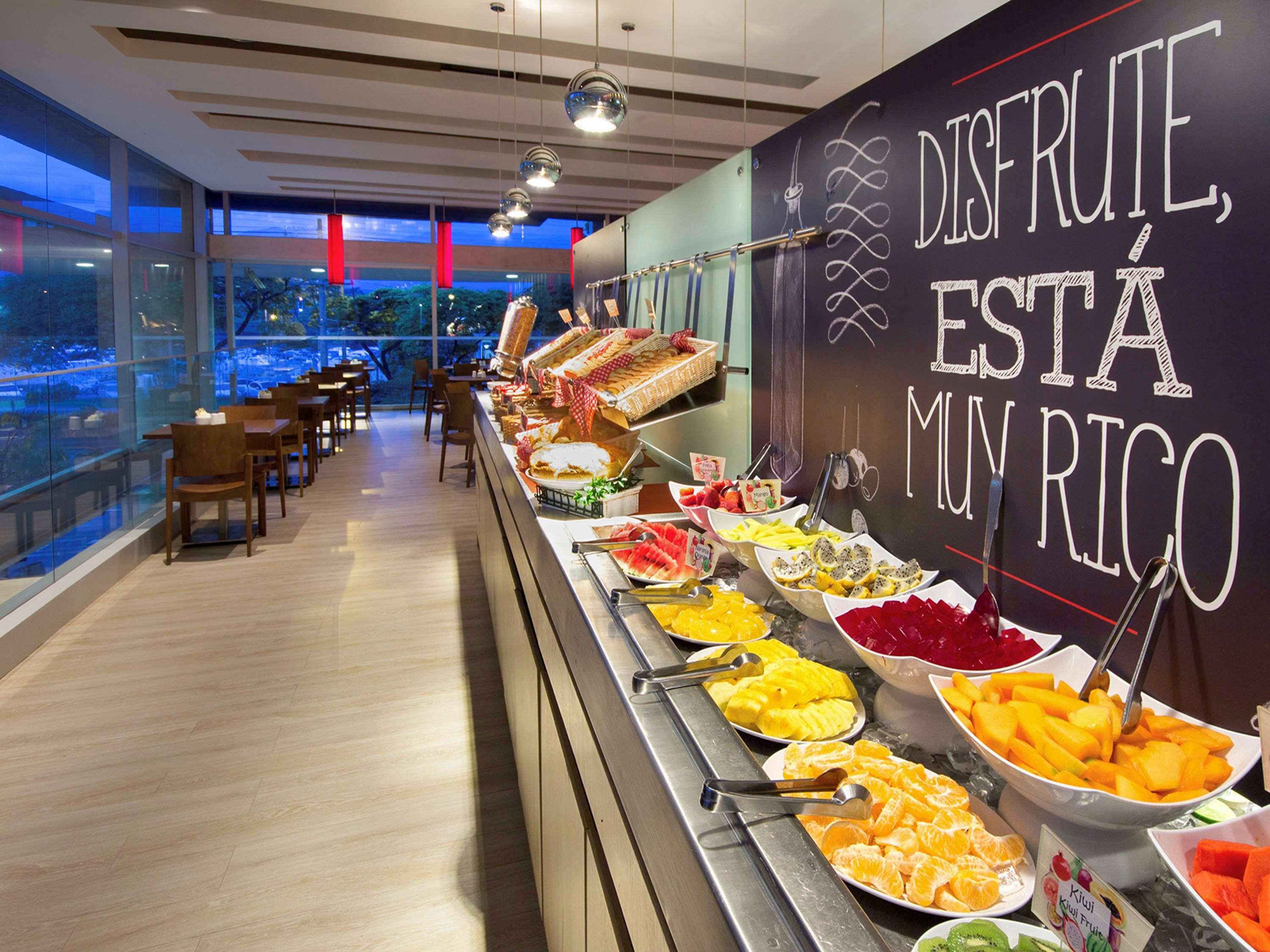 Hotel Ibis Medellín Exteriér fotografie