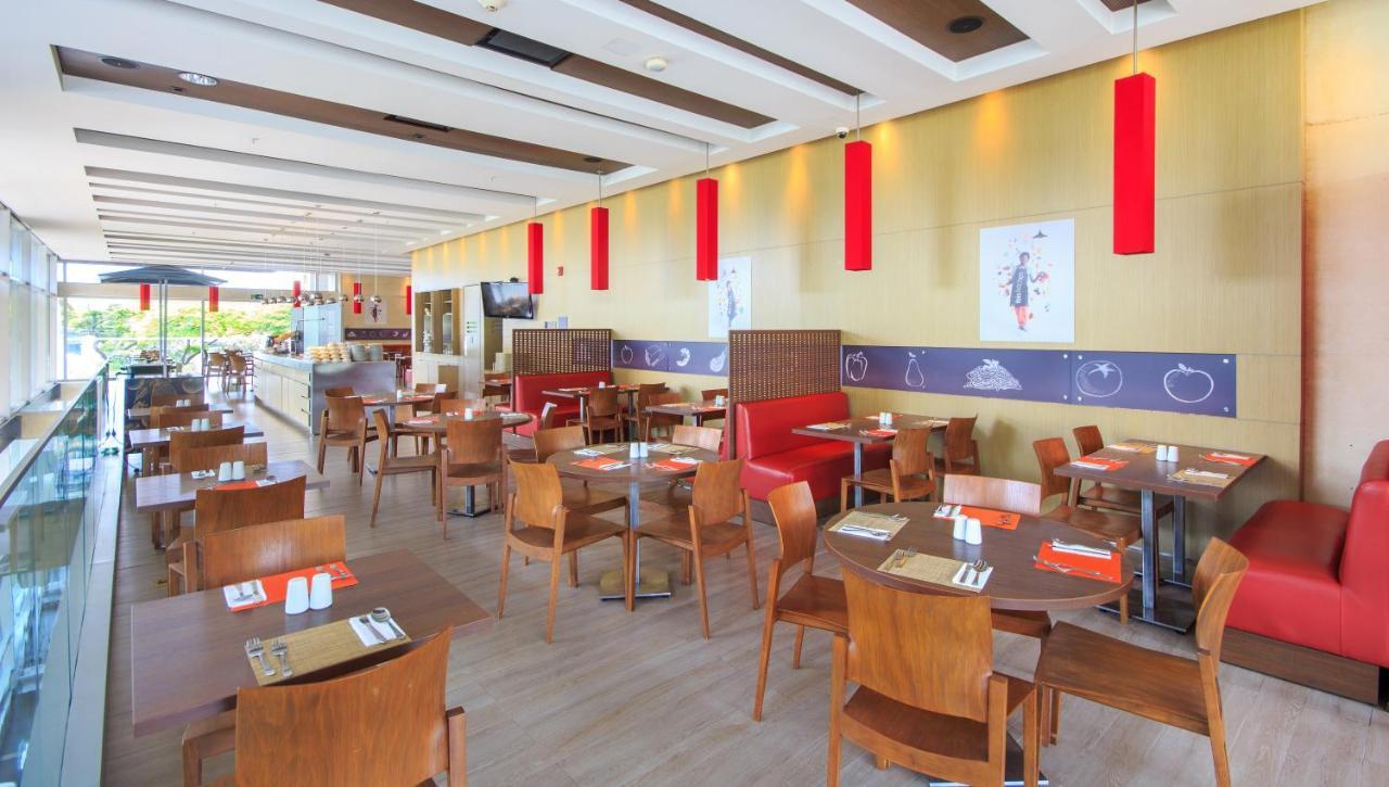Hotel Ibis Medellín Exteriér fotografie
