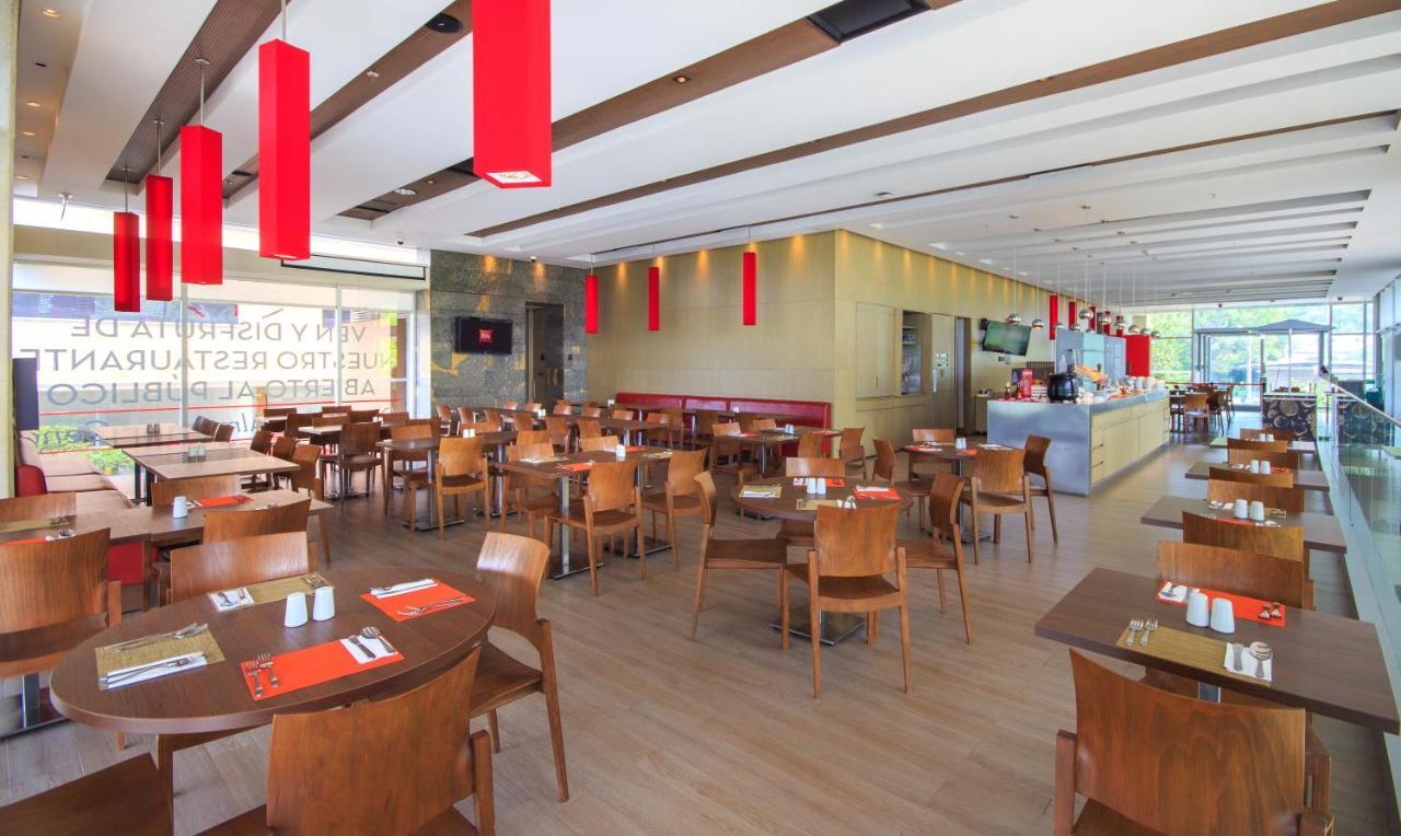 Hotel Ibis Medellín Exteriér fotografie